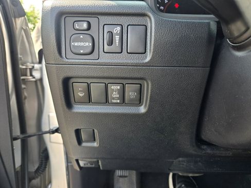 Used 2013 Toyota 4Runner Limited AWD/4WD image 26