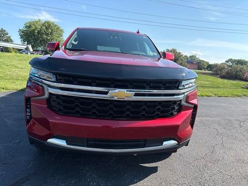Used 2024 Chevrolet Suburban LS w/ Max Trailering Package AWD/4WD image 3