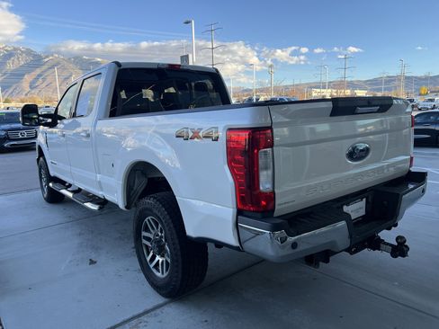Used 2019 Ford F350 Lariat image 7
