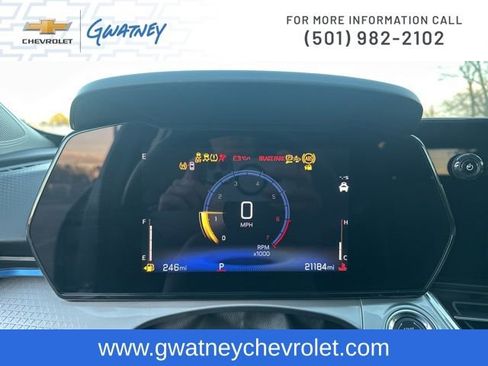 Used 2025 Chevrolet Trax LT w/ LT Convenience Package image 15