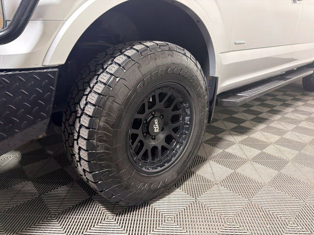 Used 2015 Ford F150 Lariat w/ Equipment Group 501A Mid AWD/4WD image 28