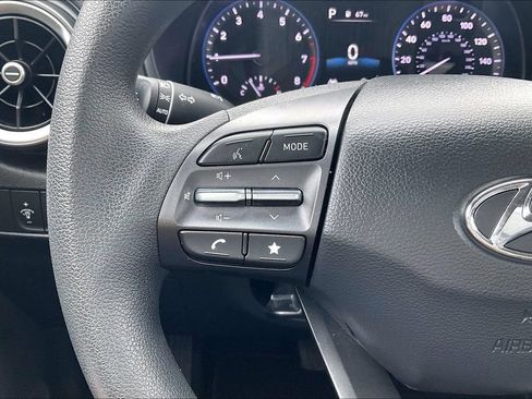Used 2023 Hyundai Kona SEL AWD/4WD image 17