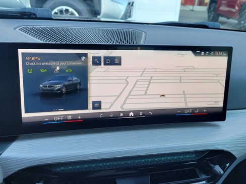 Used 2025 BMW 330i xDrive Sedan image 13