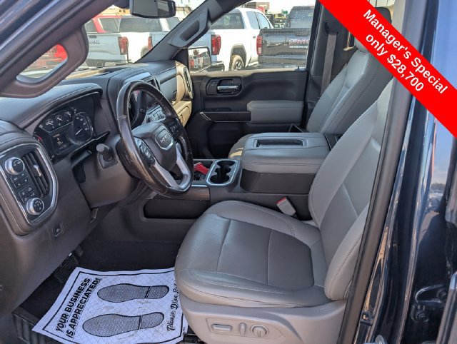 Used 2021 GMC Sierra 1500 SLT w/ SLT Premium Package AWD/4WD image 16