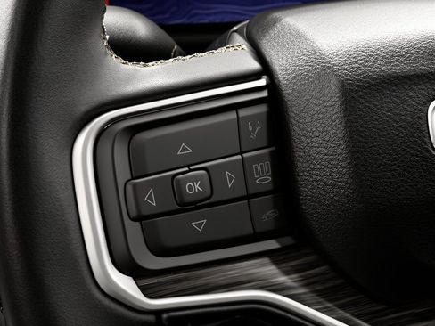 Used 2023 Jeep Wagoneer L Series III RWD image 18