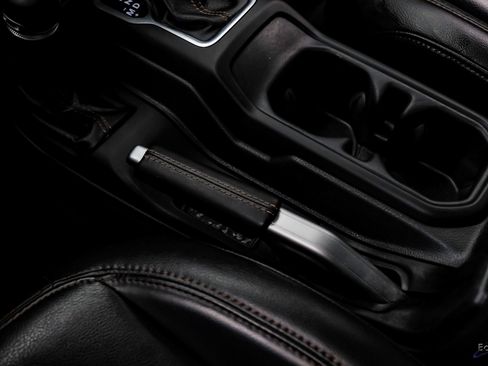 Used 2022 Jeep Wrangler Unlimited Rubicon w/ Xtreme Recon 35" Tire Package image 59