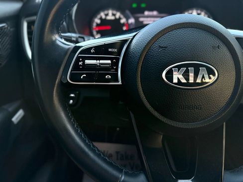 Used 2021 Kia Seltos SX image 29