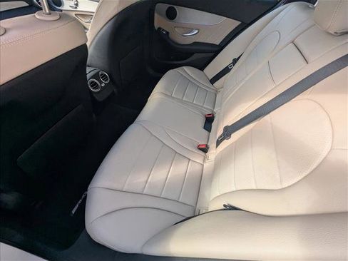 Used 2019 Mercedes-Benz C 300 Sedan image 18