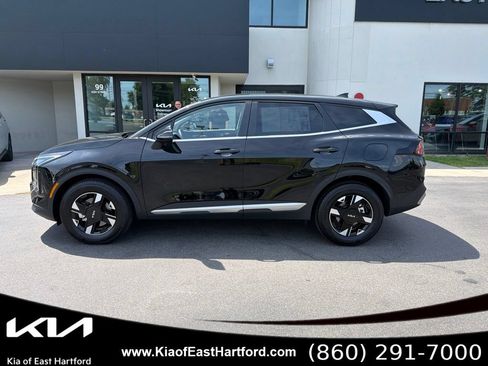 Used 2026 Kia Sportage LX w/ LX Convenience Package AWD/4WD image 2
