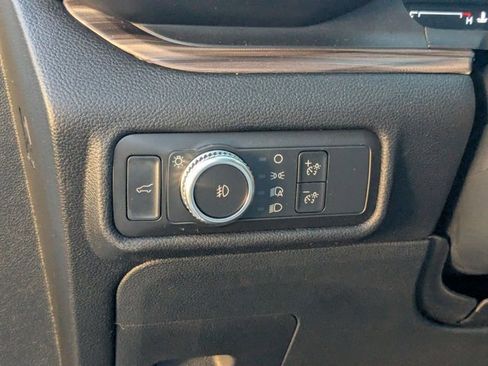 Used 2021 Ford Explorer Limited w/ Equipment Group 301A image 12