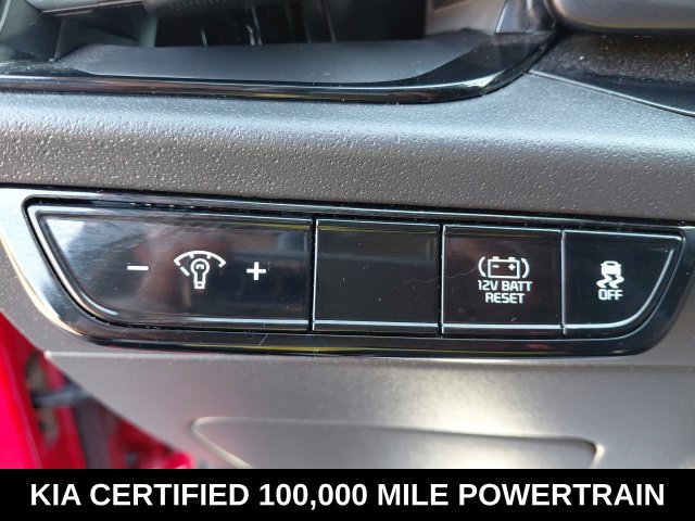 Certified 2024 Kia Niro LX FWD image 17