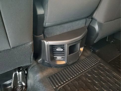 New 2025 RAM 4500 Tradesman AWD/4WD image 22