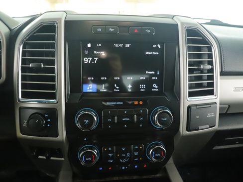 Used 2017 Ford F250 Lariat w/ Chrome Package image 8