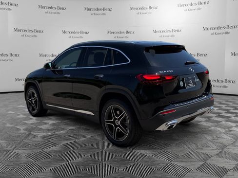 Used 2026 Mercedes-Benz GLA 250 4MATIC image 3