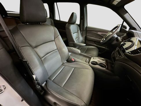 Used 2023 Honda Passport EX-L image 33