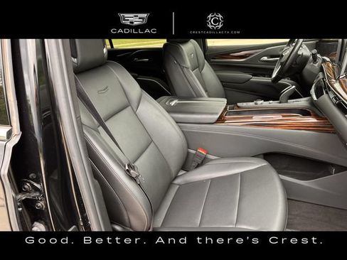 Used 2024 Cadillac Escalade Luxury AWD/4WD image 31