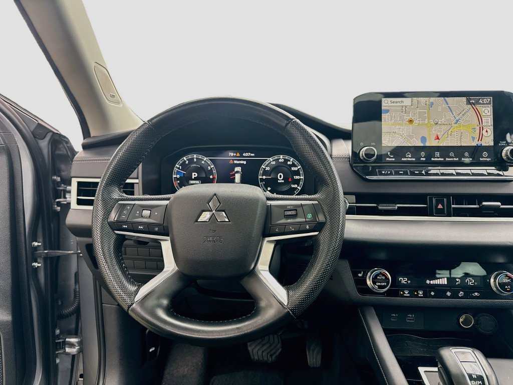 Used 2023 Mitsubishi Outlander SE FWD image 25