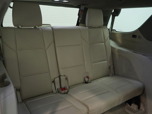 Used 2023 Cadillac Escalade Sport Platinum image 17