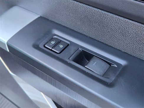 Used 2025 Toyota Sequoia Platinum image 29