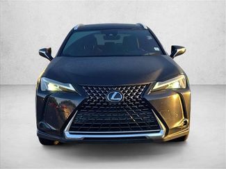 Used 2022 Lexus UX 200 w/ Premium Package FWD video 2