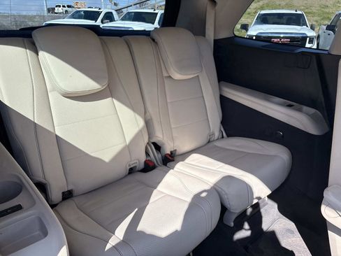 Used 2020 Mercedes-Benz GLS 450 4MATIC image 36