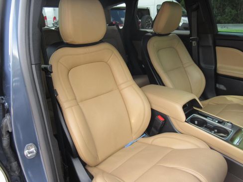 Used 2022 Lincoln Corsair Grand Touring w/ Elements Technology Bundle AWD/4WD image 9