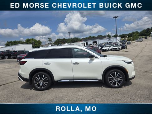 Used 2025 INFINITI QX60 Sensory AWD/4WD image 2
