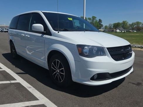 Used 2017 Dodge Grand Caravan SXT w/ Blacktop Package image 1