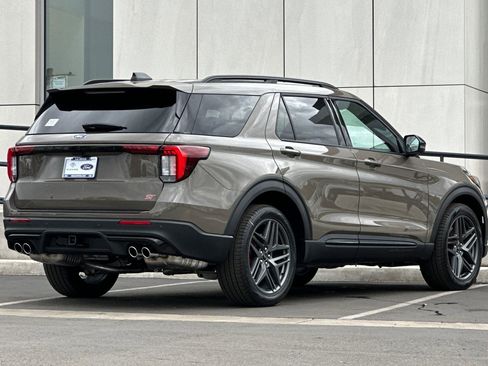New 2026 Ford Explorer ST w/ Sun And Sound Package AWD/4WD image 3