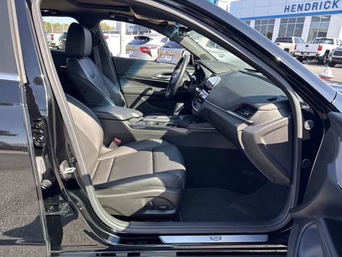 Used 2024 Cadillac CT4 Luxury w/ Sun And Sound Package image 33