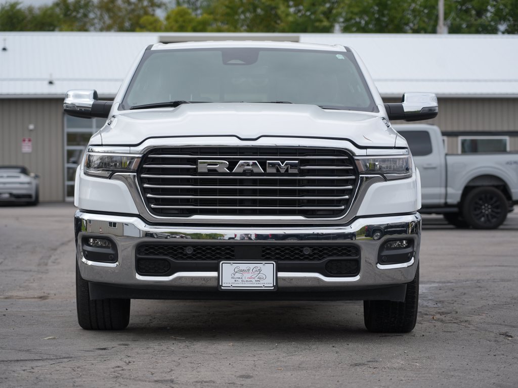 Used 2025 RAM 1500 Laramie AWD/4WD image 8