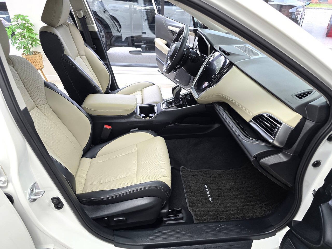 Used 2023 Subaru Outback Limited AWD/4WD image 33