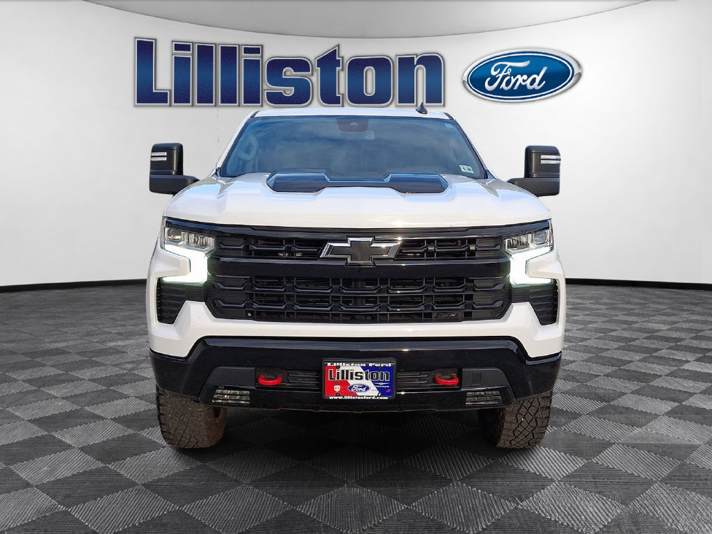 Used 2023 Chevrolet Silverado 1500 LT Trail Boss w/ Protection Package AWD/4WD image 2