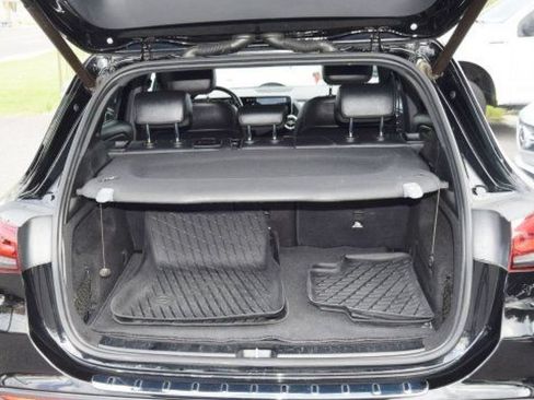 Used 2022 Mercedes-Benz GLA 250 4MATIC image 10