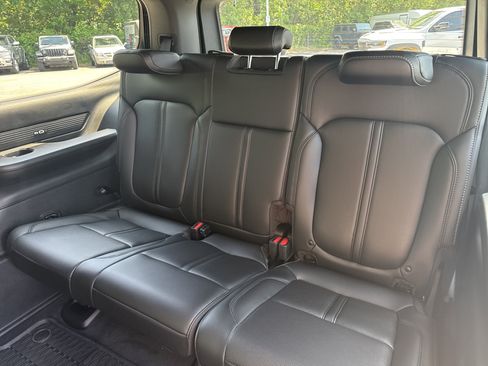 New 2026 Jeep Grand Wagoneer 2WD image 31