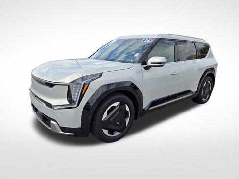 Used 2026 Kia EV9 Land AWD/4WD image 7
