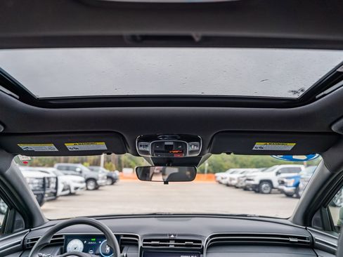 Used 2024 Hyundai Santa Cruz Night image 24