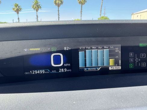 Used 2017 Toyota Prius Two w/ Prius Two Safety Plus Package FWD image 25