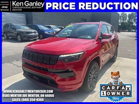 Used 2022 Jeep Compass Limited w/ (RED) Package AWD/4WD image 3