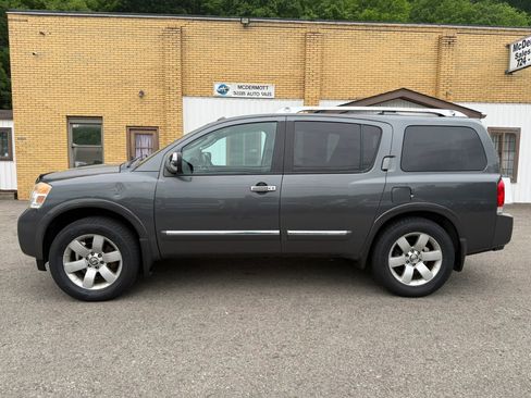 Used 2011 Nissan Armada SL AWD/4WD image 2