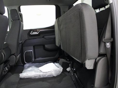 New 2026 Chevrolet Silverado 1500 LT image 22