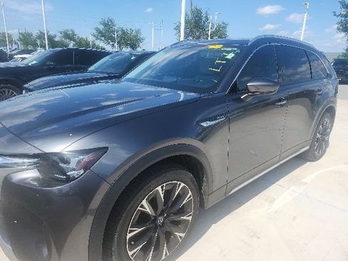 Used 2024 MAZDA CX-90 Plug-In Hybrid w/ Premium Pkg AWD/4WD image 4