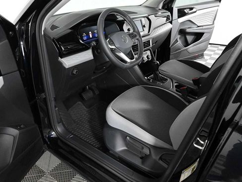 Certified 2023 Volkswagen Taos S FWD image 15