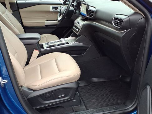 Certified 2023 Ford Explorer XLT w/ Equipment Group 202A image 20