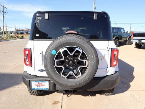 New 2025 Ford Bronco Outer Banks image 22