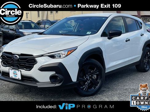 Used 2024 Subaru Crosstrek 2.0i image 1