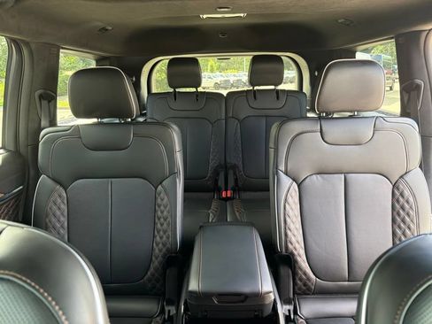 Used 2026 Jeep Grand Cherokee L Summit w/ Advanced Protech Group IV AWD/4WD image 18