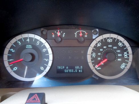 Used 2012 Ford Escape XLT image 6