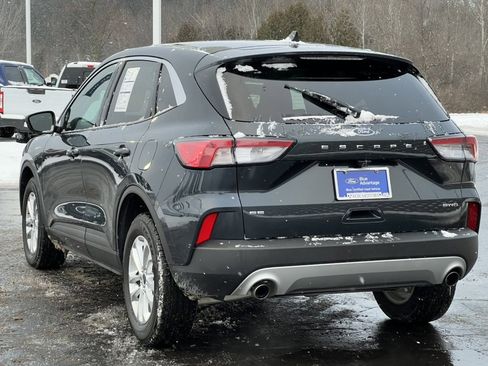 Certified 2022 Ford Escape SE w/ Convenience Package image 38