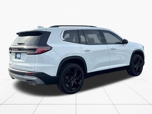 Used 2026 GMC Acadia Elevation w/ Elevation Premium Package FWD image 6